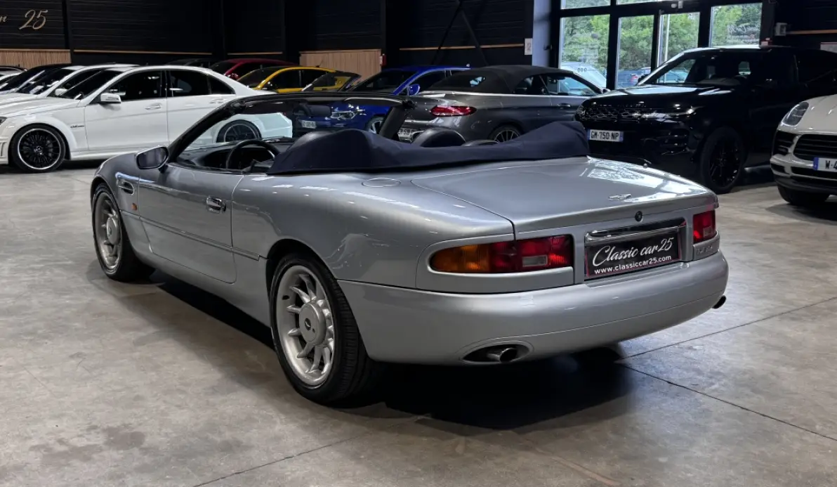 Aston martin DB7 Volante 6 cylindres cabriolet