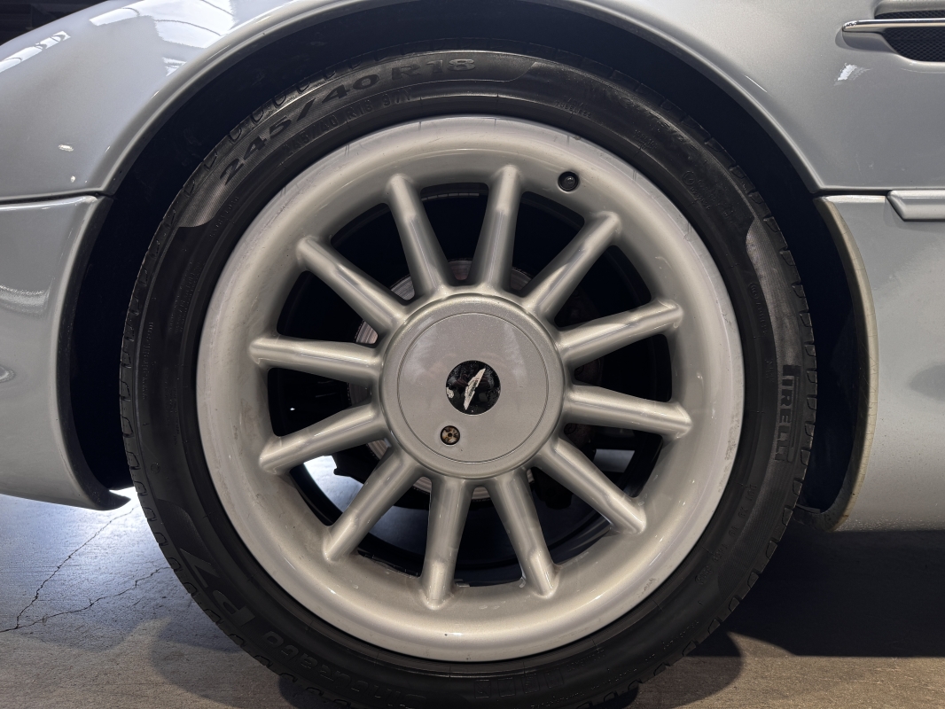 Aston Martin DB7