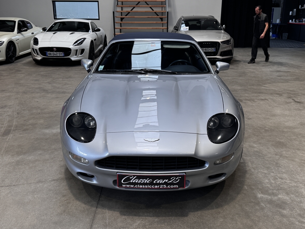 Aston Martin DB7