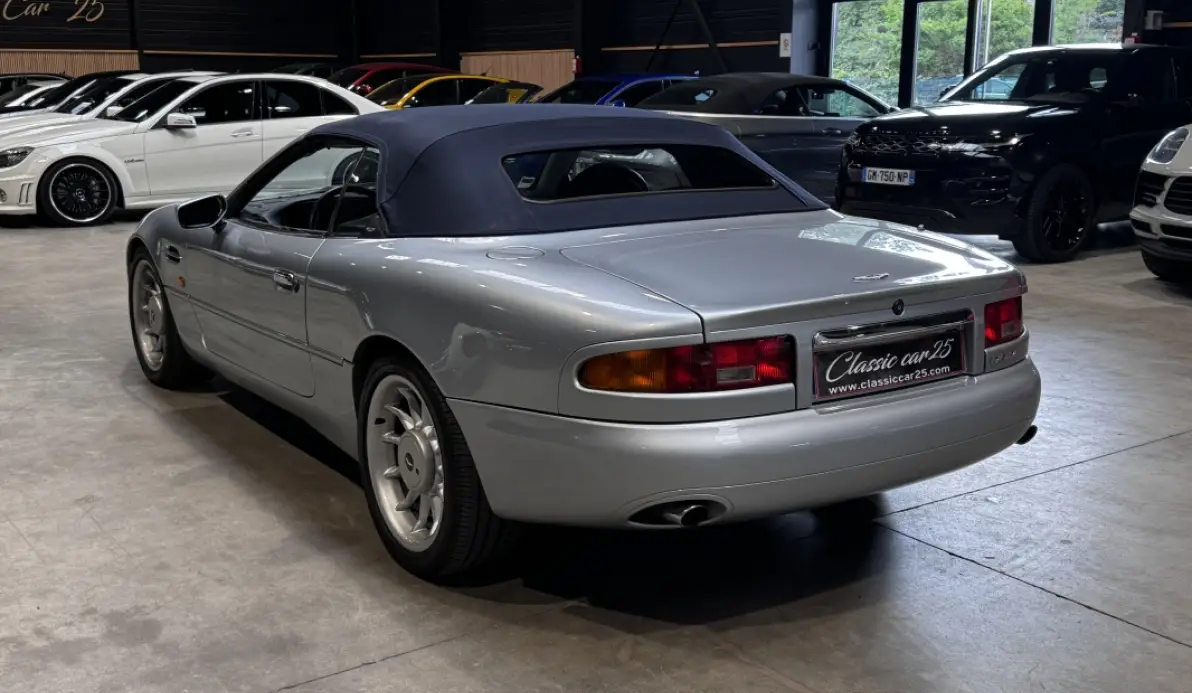 Aston martin DB7 Volante 6 cylindres cabriolet