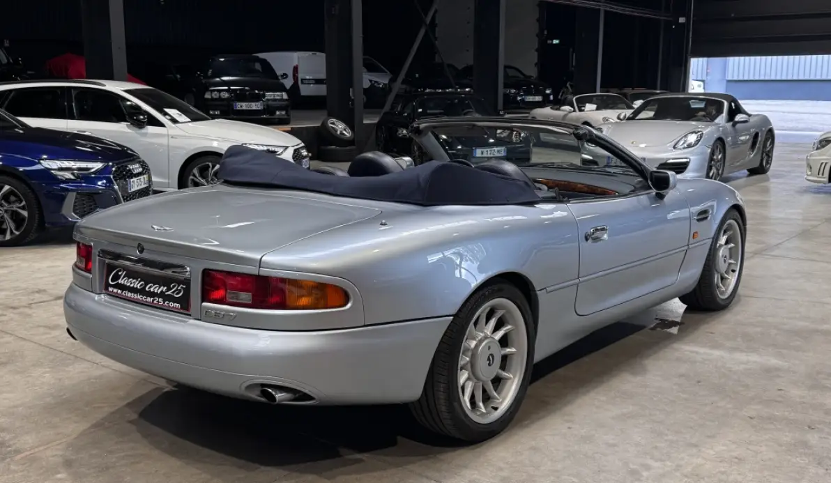 Aston martin DB7 Volante 6 cylindres cabriolet