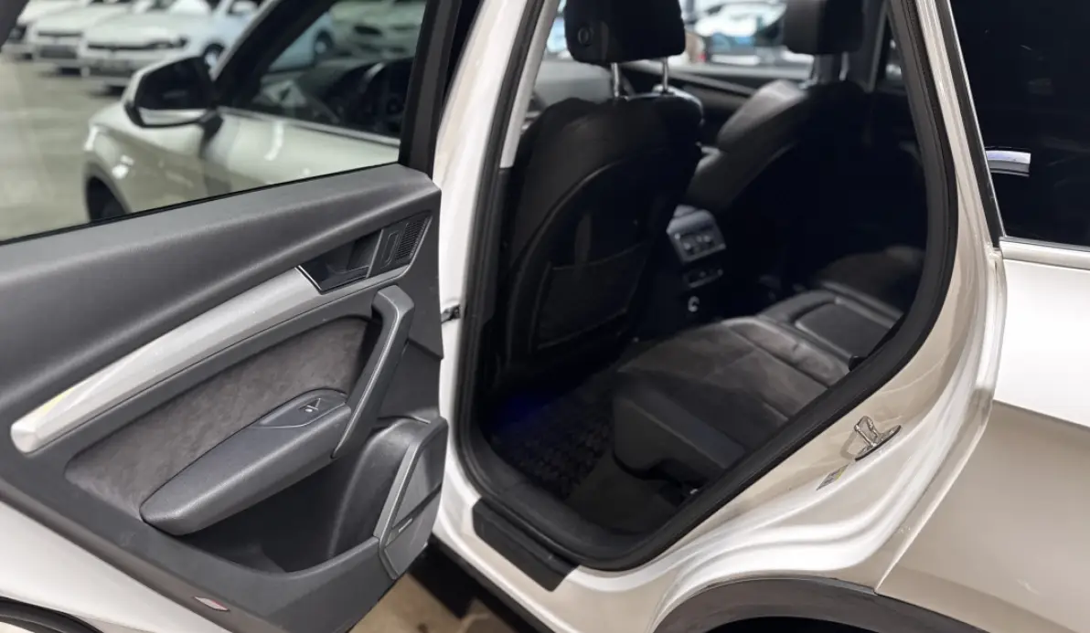 Audi Q5 3.0 V6 TDI 286CH DESIGN QUATTRO TIPTRONIC 8