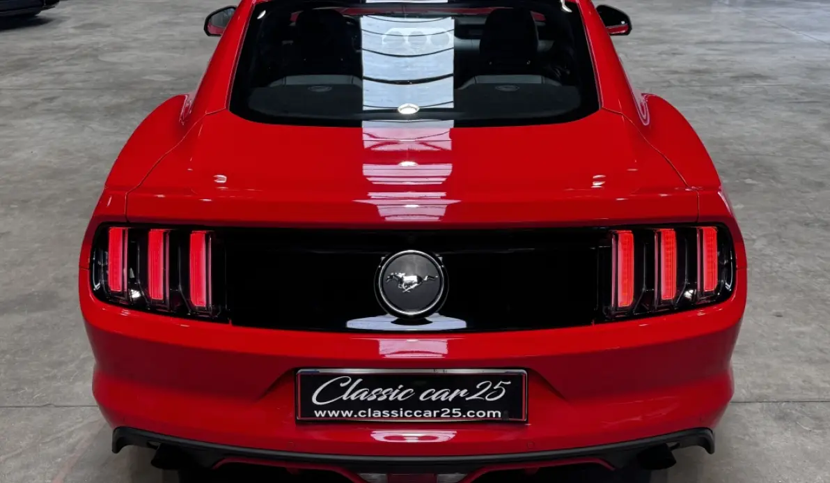 Ford Mustang FASTBACK 2.3 ECOBOOST 317CH