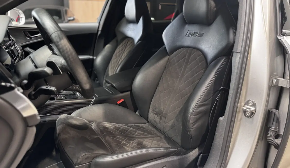 Audi RS6 4.0 V8 TFSI 560CH QUATTRO TIPTRONIC