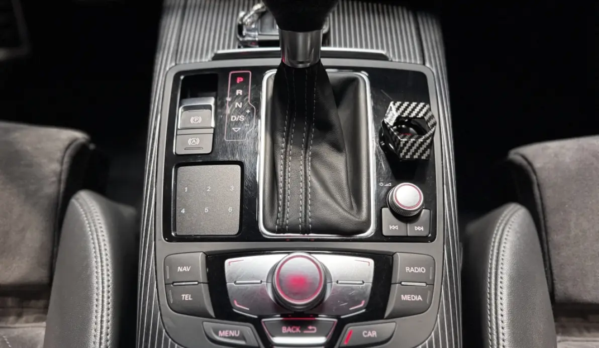 Audi RS6 4.0 V8 TFSI 560CH QUATTRO TIPTRONIC