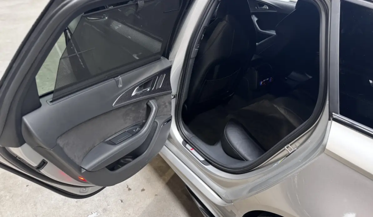 Audi RS6 4.0 V8 TFSI 560CH QUATTRO TIPTRONIC