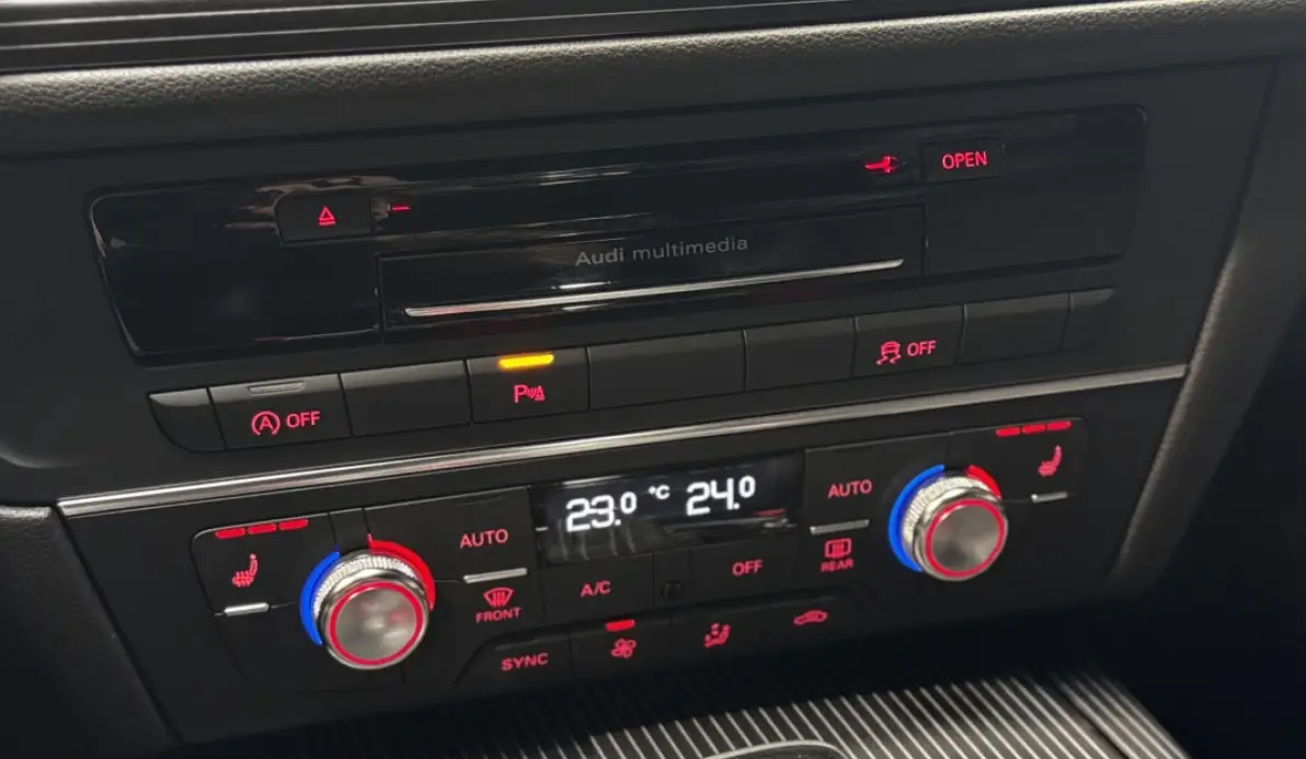 Audi RS6 4.0 V8 TFSI 560CH QUATTRO TIPTRONIC