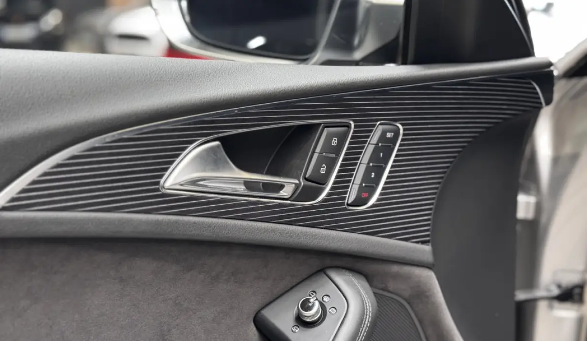 Audi RS6 4.0 V8 TFSI 560CH QUATTRO TIPTRONIC