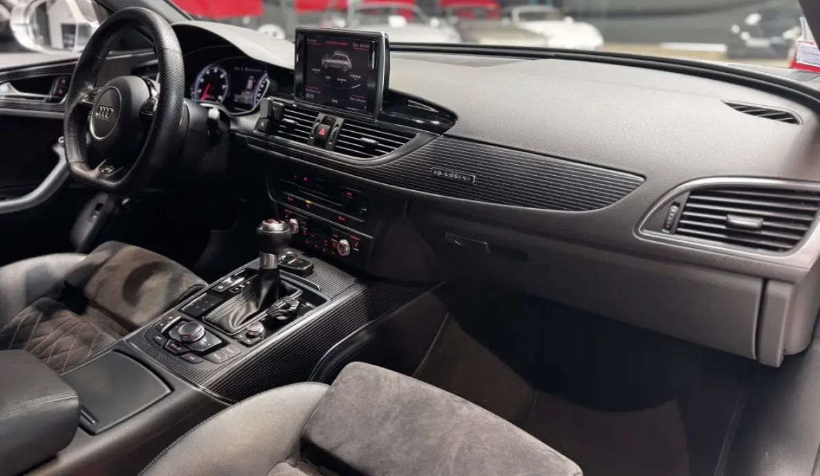 Audi RS6 4.0 V8 TFSI 560CH QUATTRO TIPTRONIC