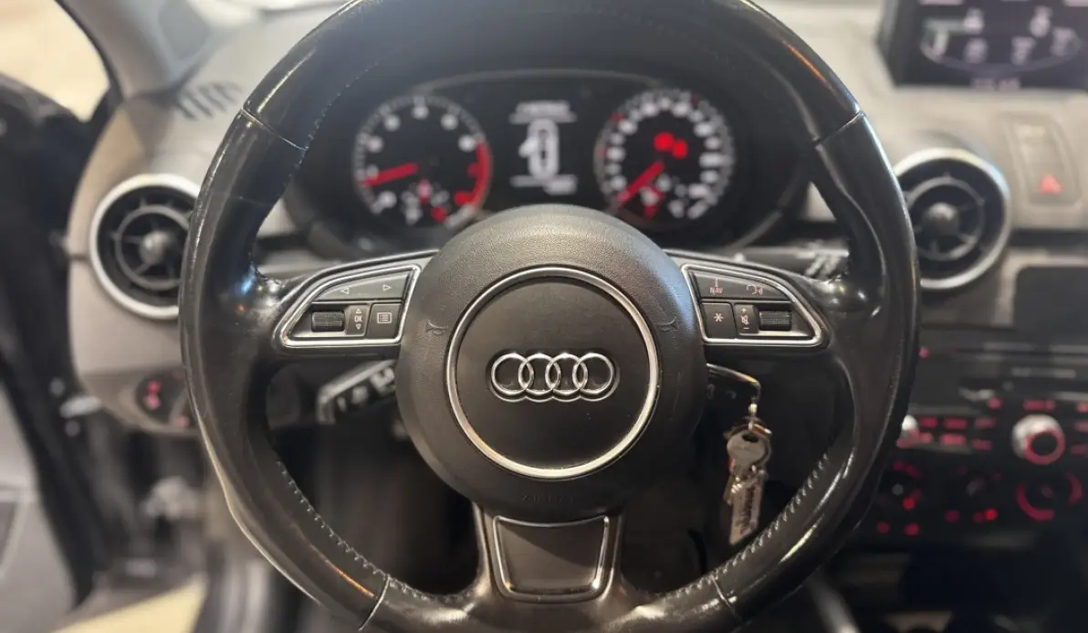 Audi A1 1.2 TFSI 86CH AMBITION LUXE
