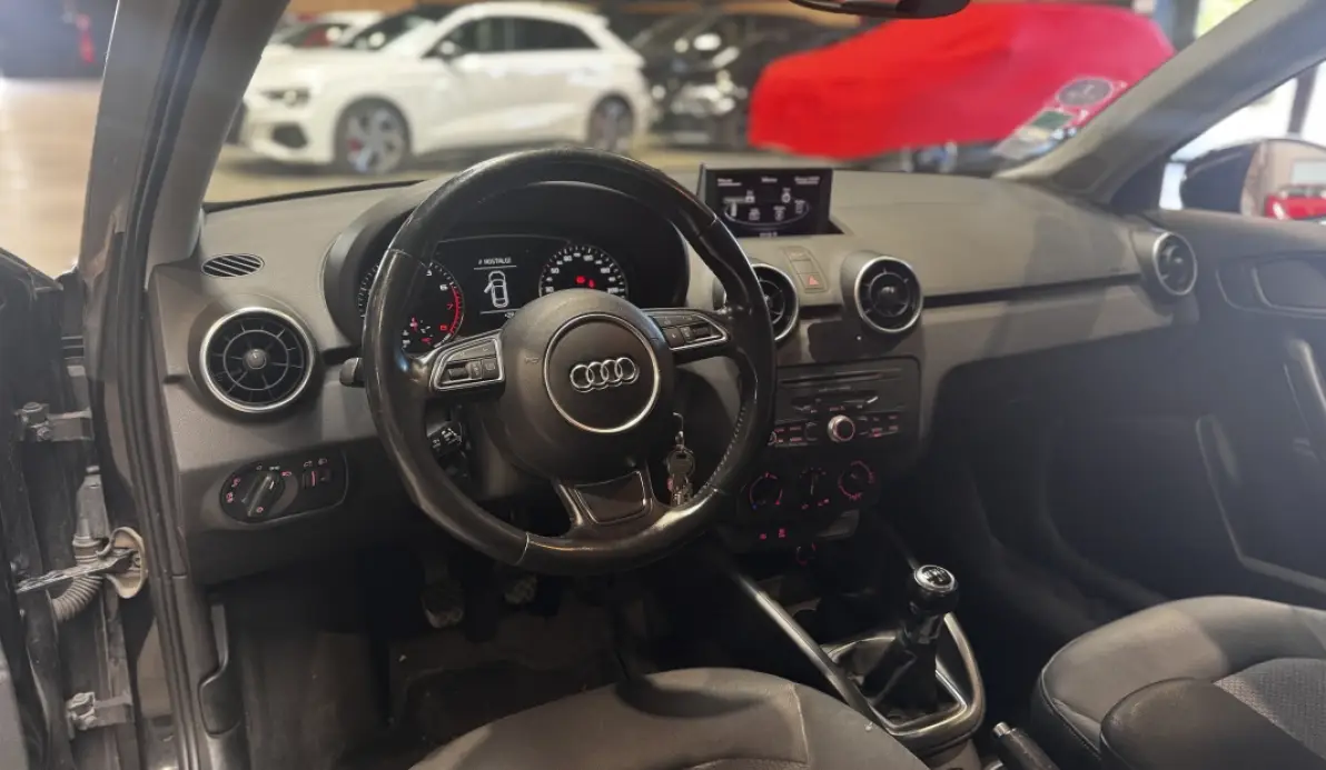 Audi A1 1.2 TFSI 86CH AMBITION LUXE
