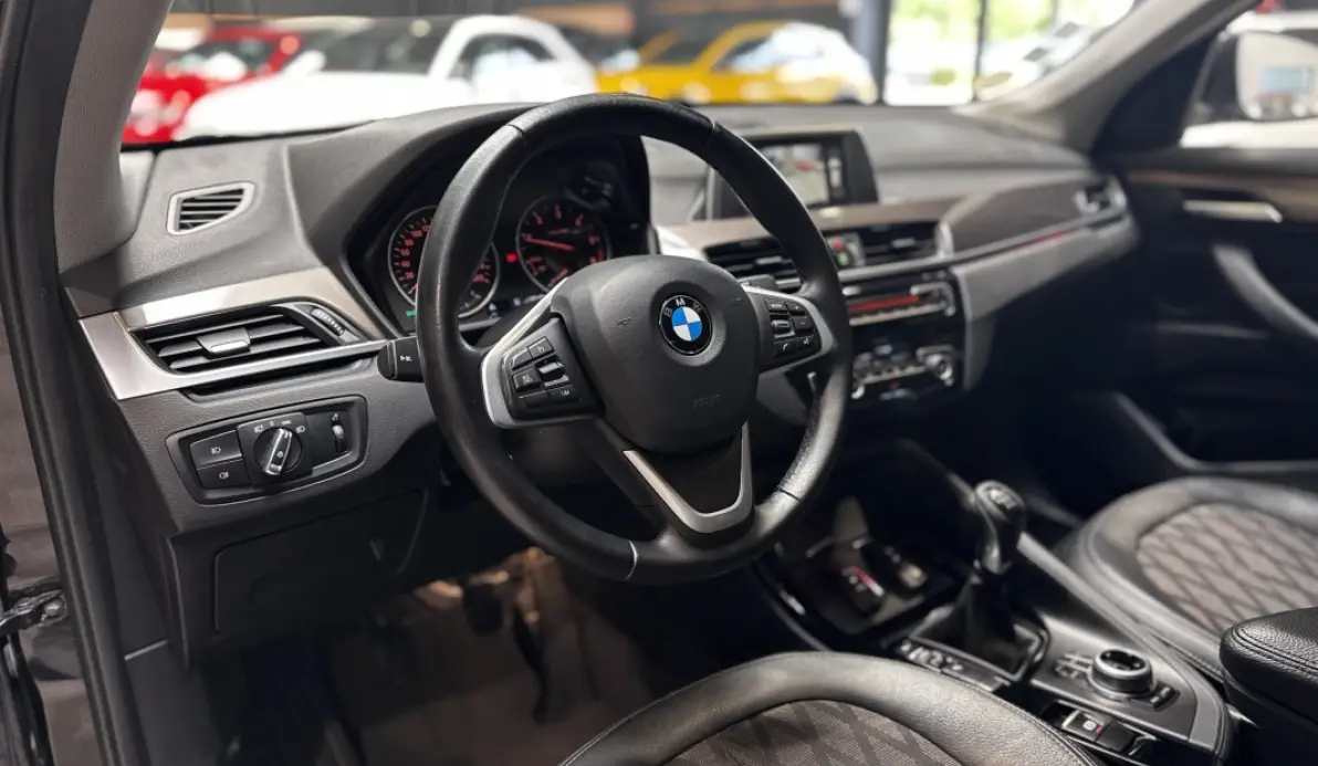 Bmw X1 (F48) SDRIVE18D 150CH XLINE BVM6