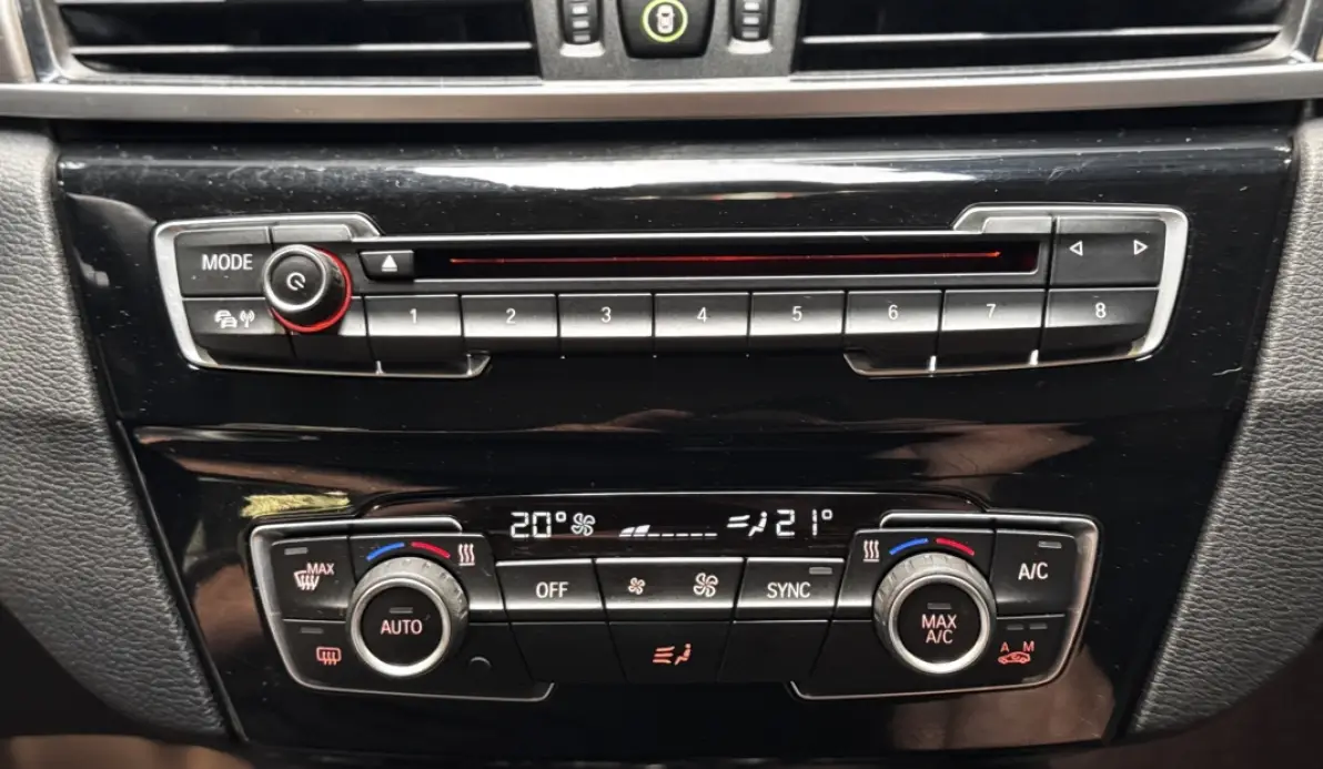 Bmw X1 (F48) SDRIVE18D 150CH XLINE BVM6