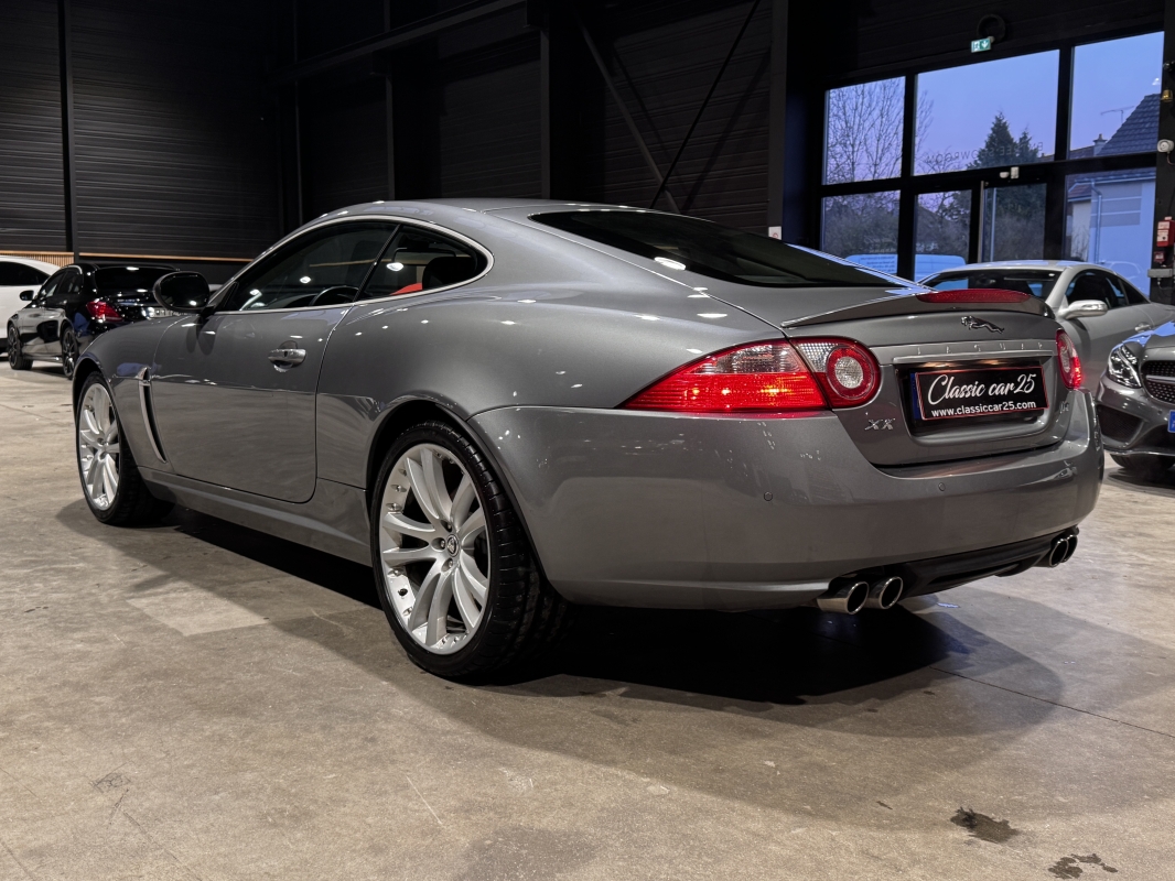 Jaguar XK