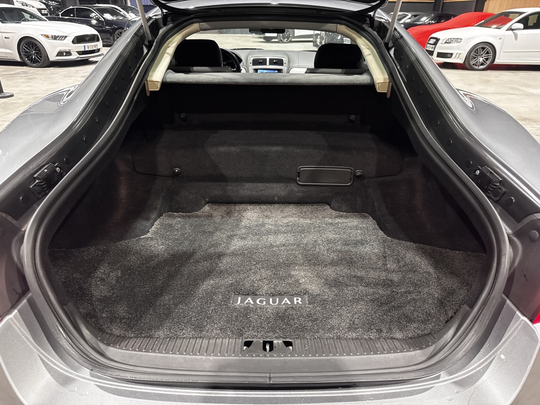 Jaguar XK