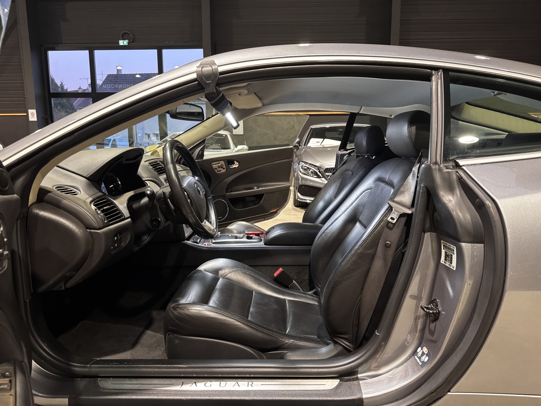 Jaguar XK