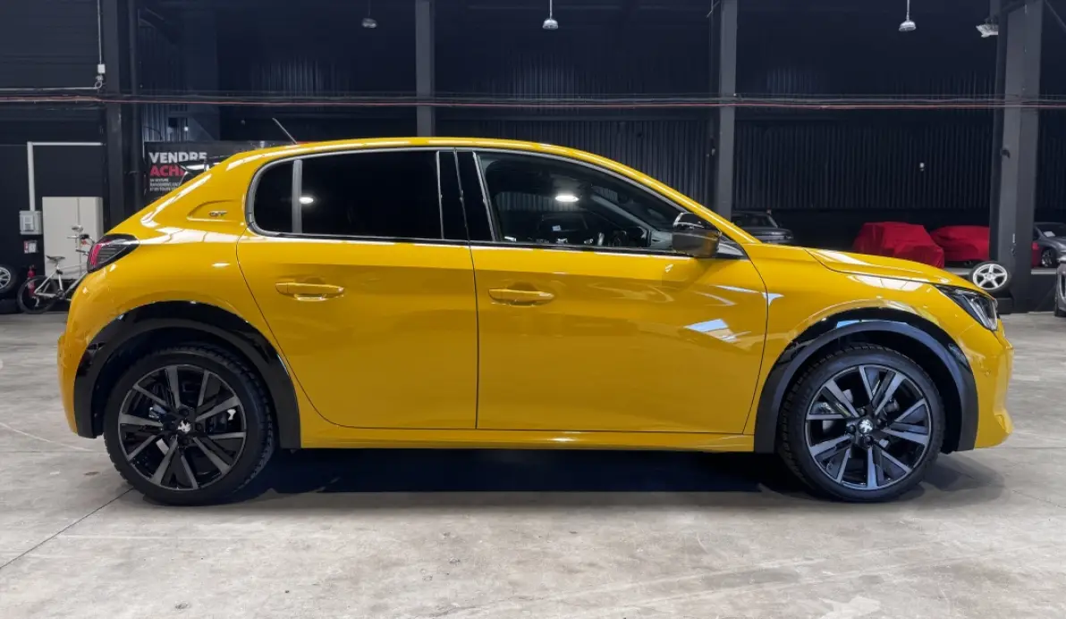 Peugeot 208 1.5 BLUEHDI 100CH S&S GT PACK