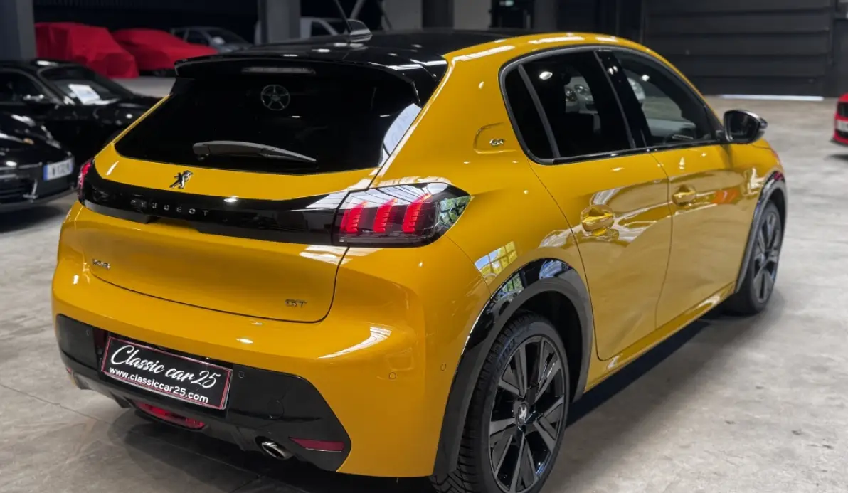 Peugeot 208 1.5 BLUEHDI 100CH S&S GT PACK