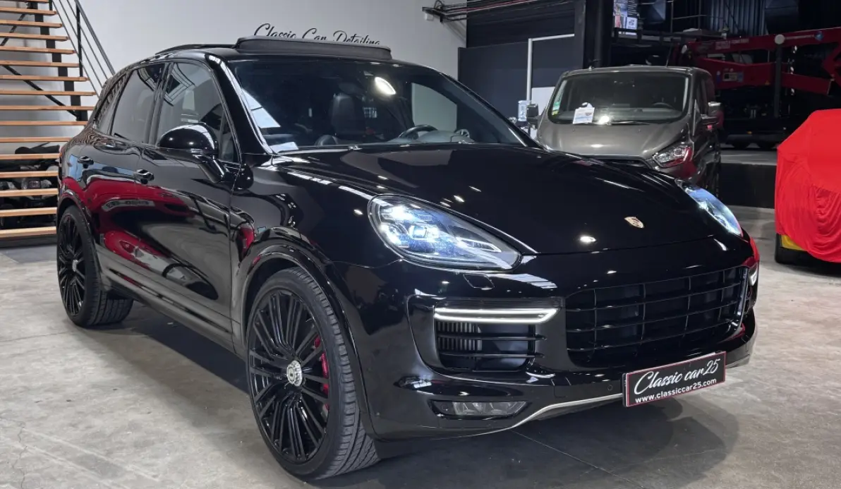 Porsche Cayenne (958) 4.8 520CH TURBO