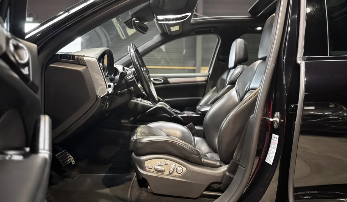 Porsche Cayenne (958) 4.8 520CH TURBO