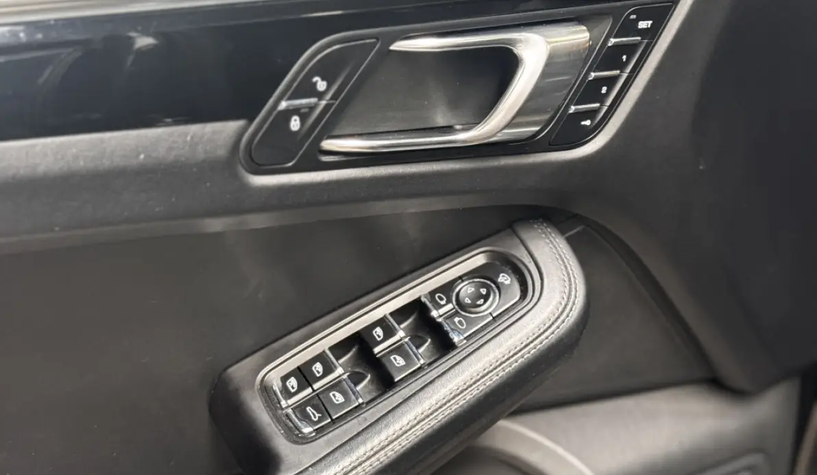 Porsche Macan (95B) 3.0 V6 258CH S DIESEL PDK