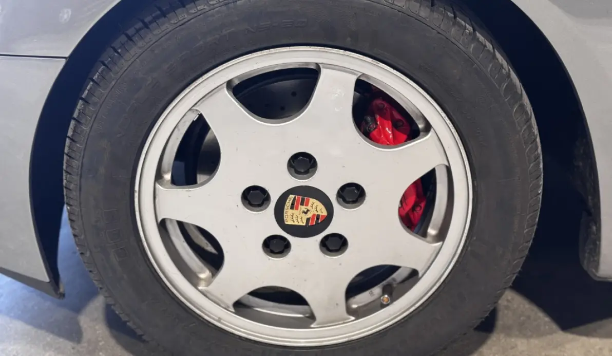 Porsche 944 s2