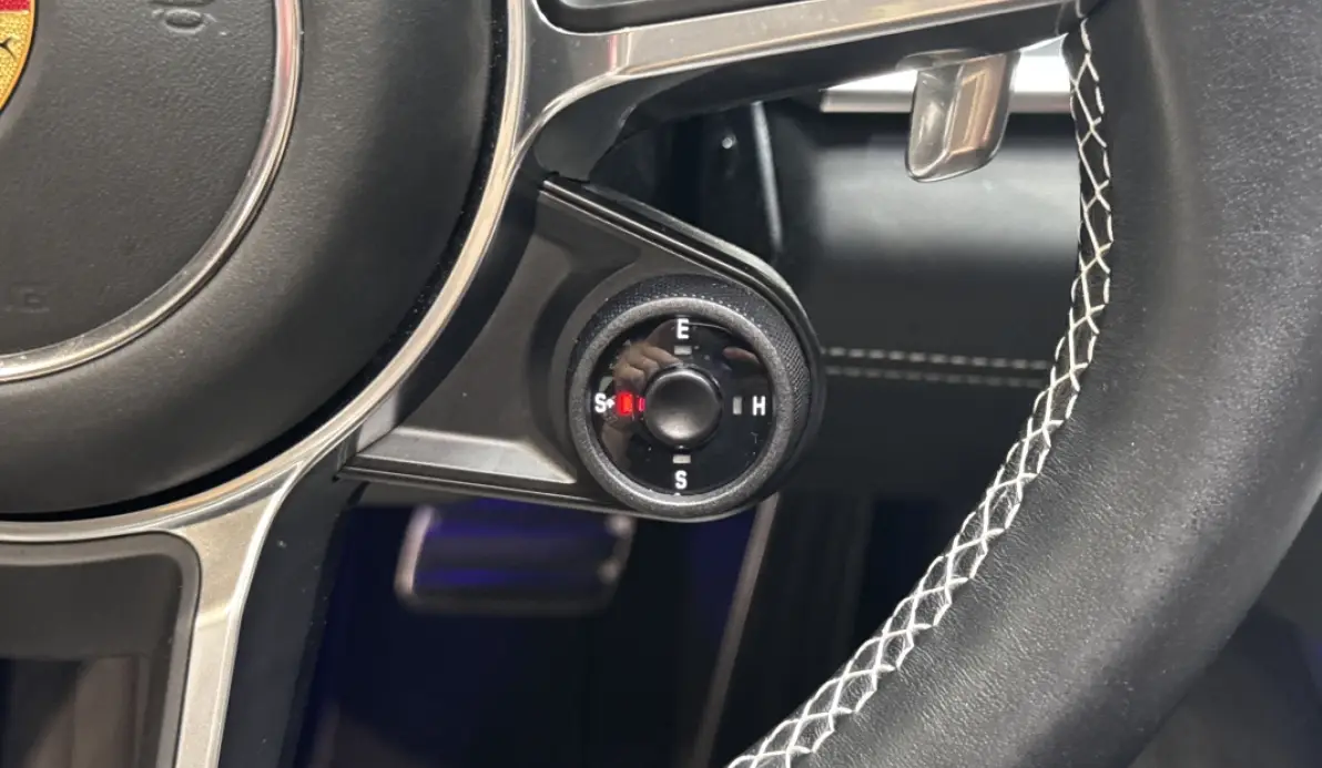 Porsche Panamera 3.0 V6 462CH 4 E-HYBRID