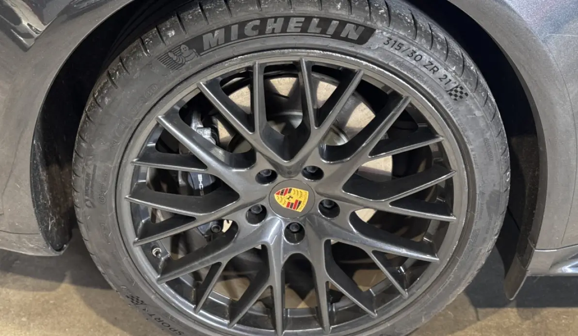 Porsche Panamera 3.0 V6 462CH 4 E-HYBRID