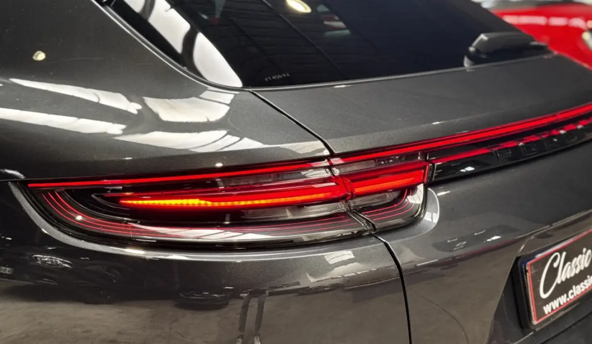 Porsche Panamera 3.0 V6 462CH 4 E-HYBRID