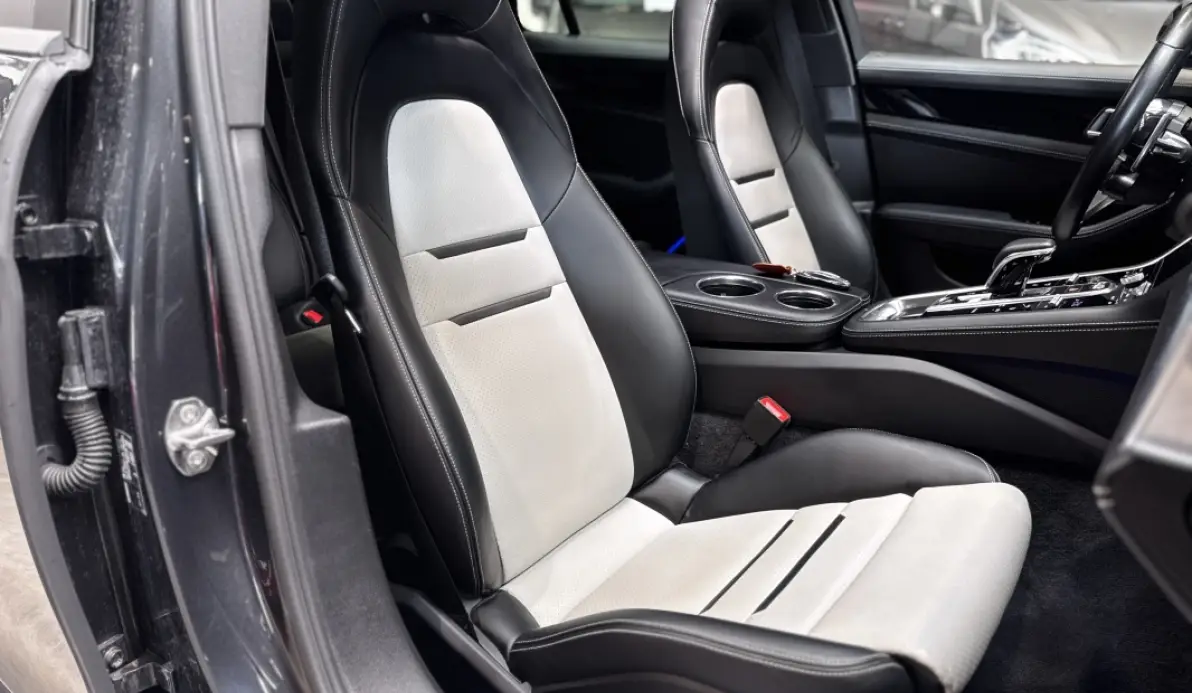Porsche Panamera 3.0 V6 462CH 4 E-HYBRID