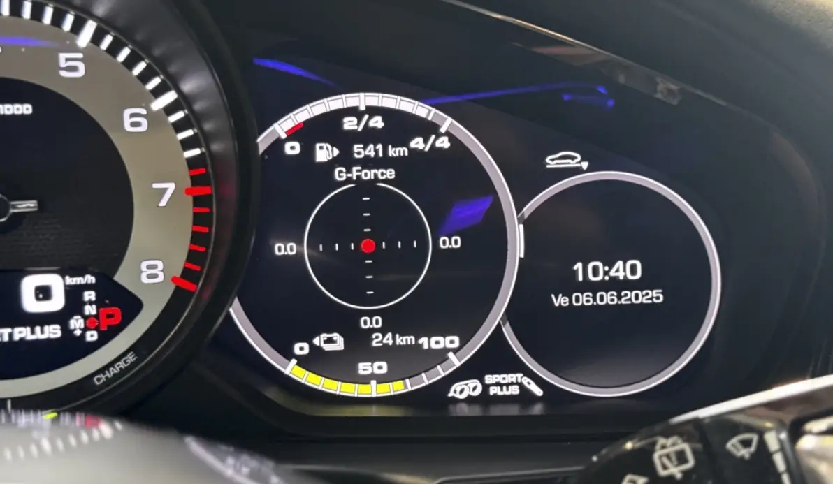 Porsche Panamera 3.0 V6 462CH 4 E-HYBRID