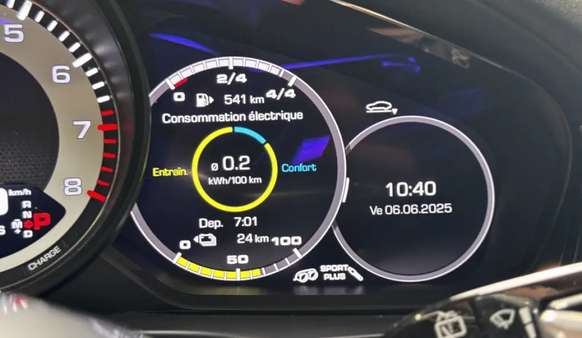 Porsche Panamera 3.0 V6 462CH 4 E-HYBRID