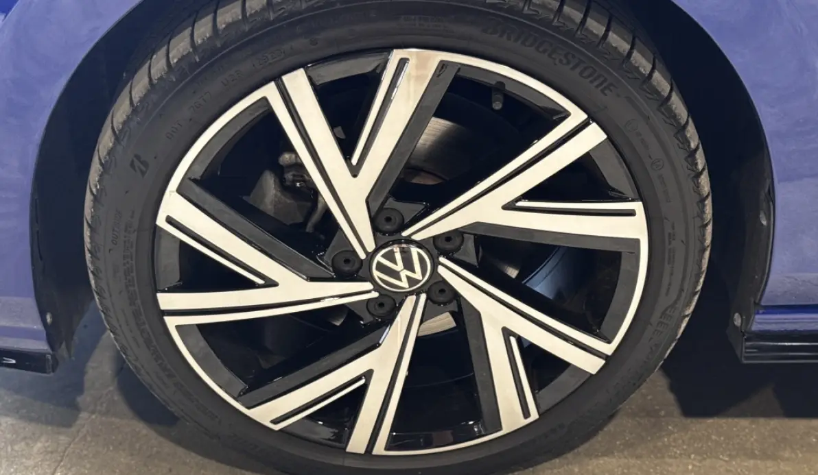 Volkswagen Golf 2.0 TDI SCR 150CH R-LINE DSG7