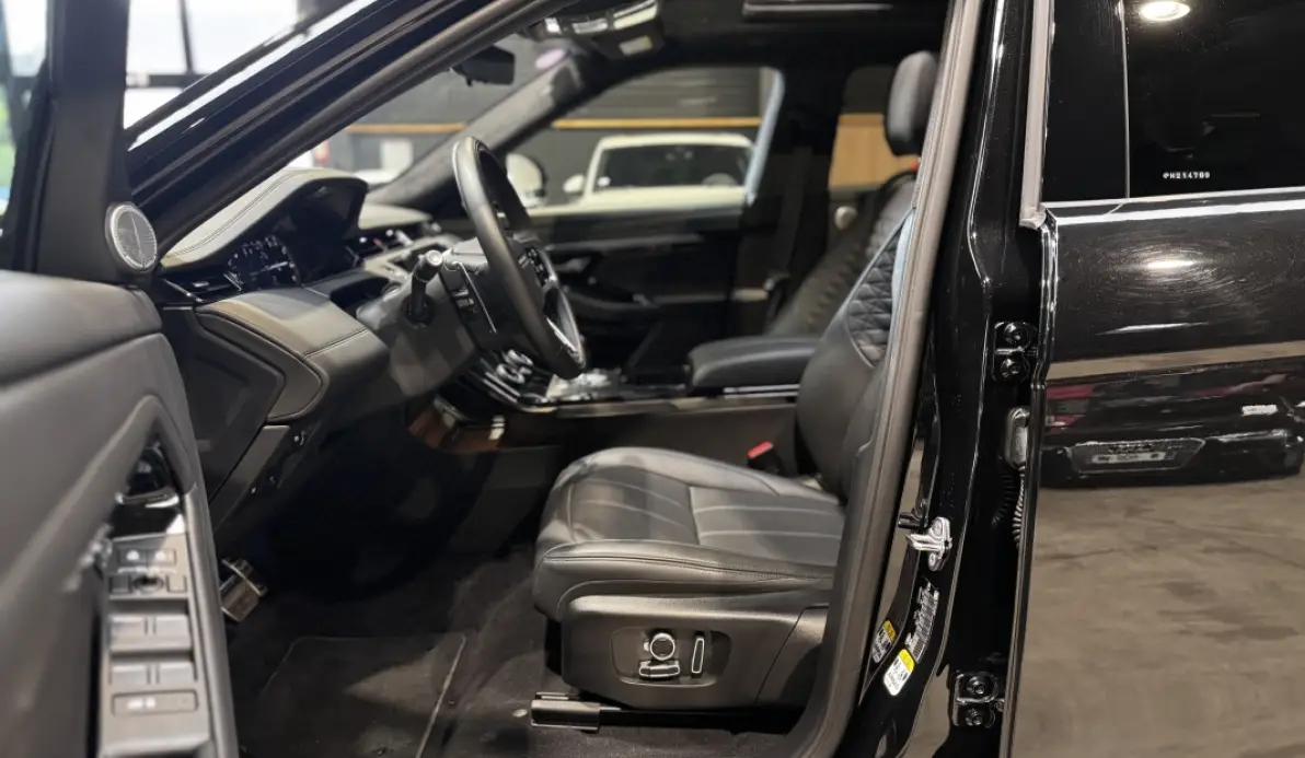 Land rover Range Rover Évoque 1.5 P300E 309CH AUTOBIOGRAPHY / FRANÇAIS / TVA !