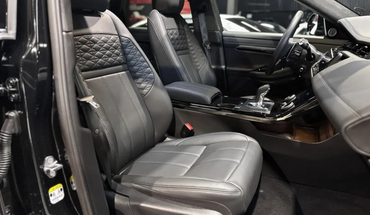 Land rover Range Rover Évoque 1.5 P300E 309CH AUTOBIOGRAPHY / FRANÇAIS / TVA !
