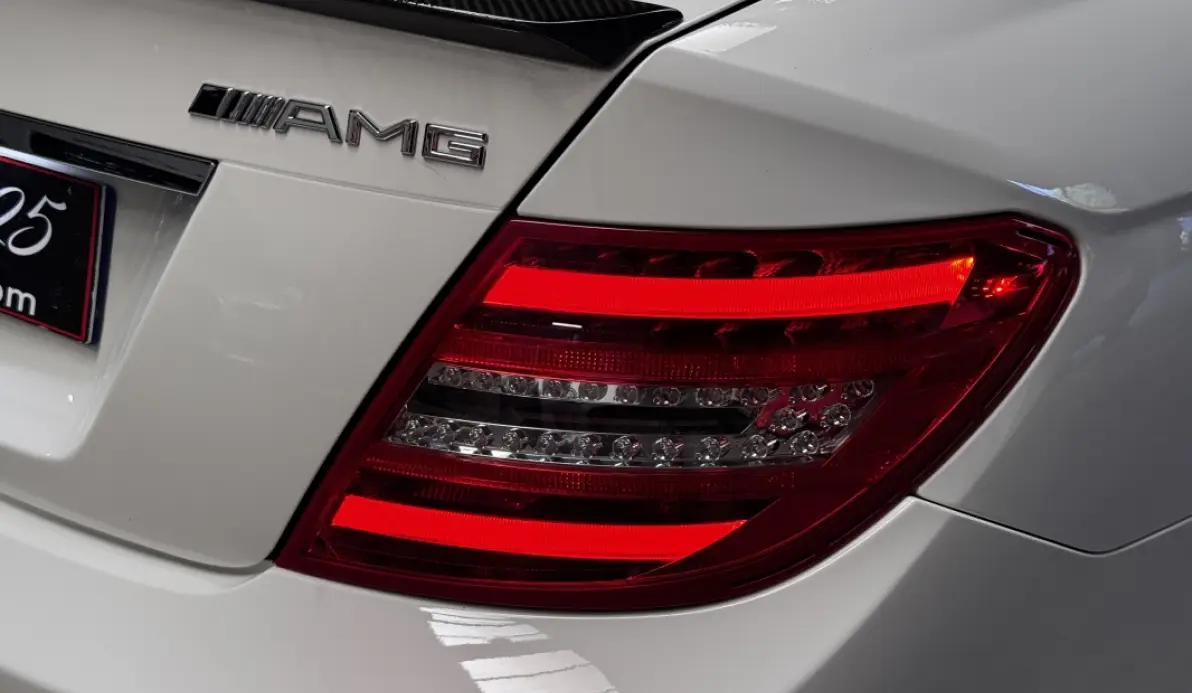 Mercedes Classe C C 63 AMG (W204)