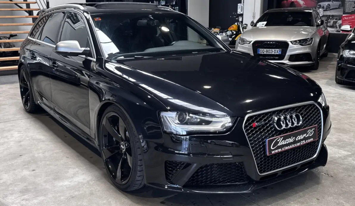 Audi RS4 4.2 V8 FSI 450CH QUATTRO S TRONIC 7