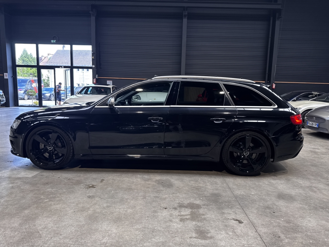 Audi RS4