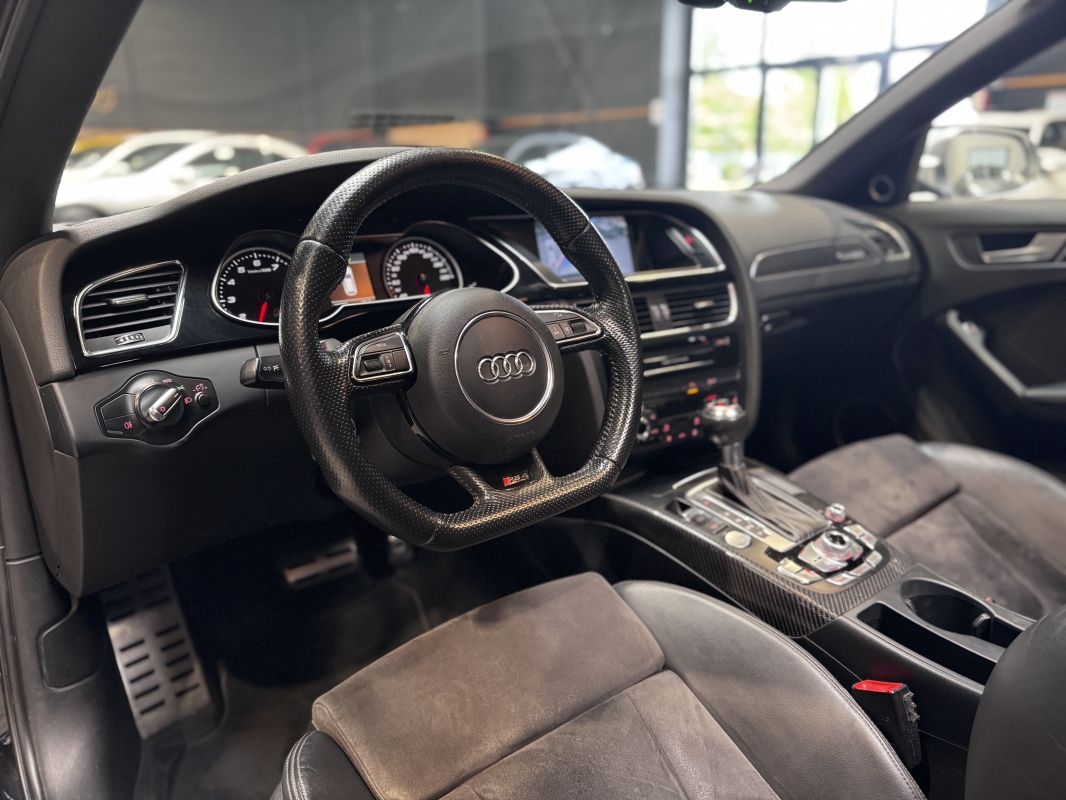 Audi RS4