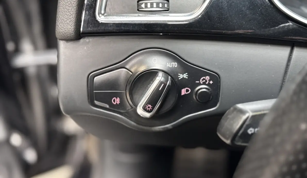Audi RS4 4.2 V8 FSI 450CH QUATTRO S TRONIC 7