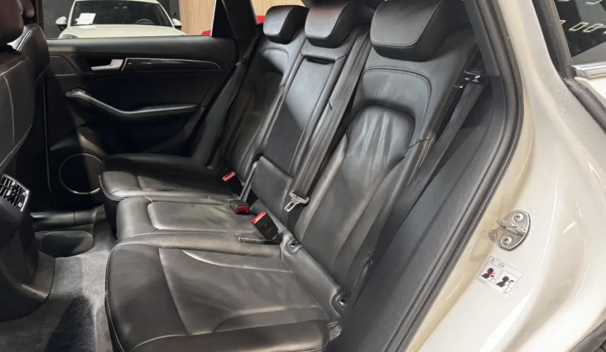 Audi SQ5 3.0 V6 BITDI 313CH QUATTRO TIPTRONIC / 1ere MAIN / CARNET COMPLET AUDI SUISSE