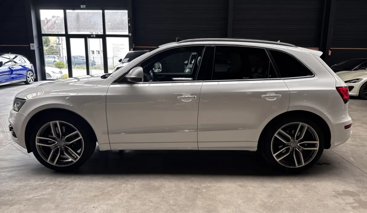 Audi SQ5 3.0 V6 BITDI 313CH QUATTRO TIPTRONIC / 1ere MAIN / CARNET COMPLET AUDI SUISSE