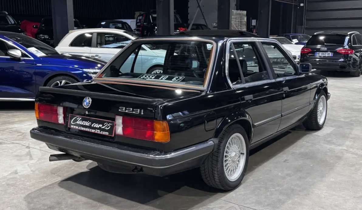 Bmw Série 3 323i E30 BVM5