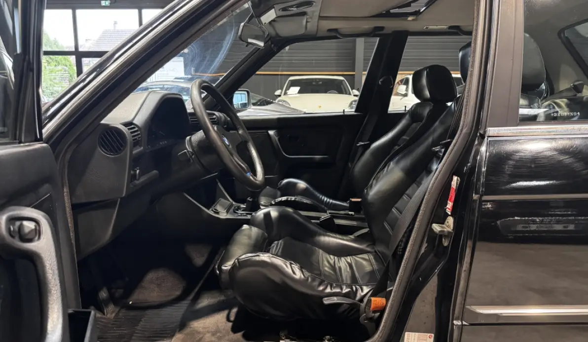 Bmw Série 3 323i E30 BVM5