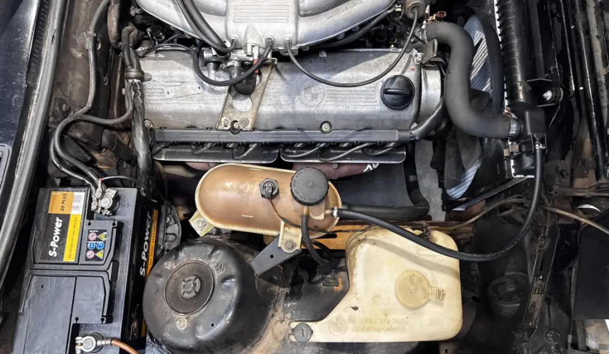 Bmw Série 3 323i E30 BVM5