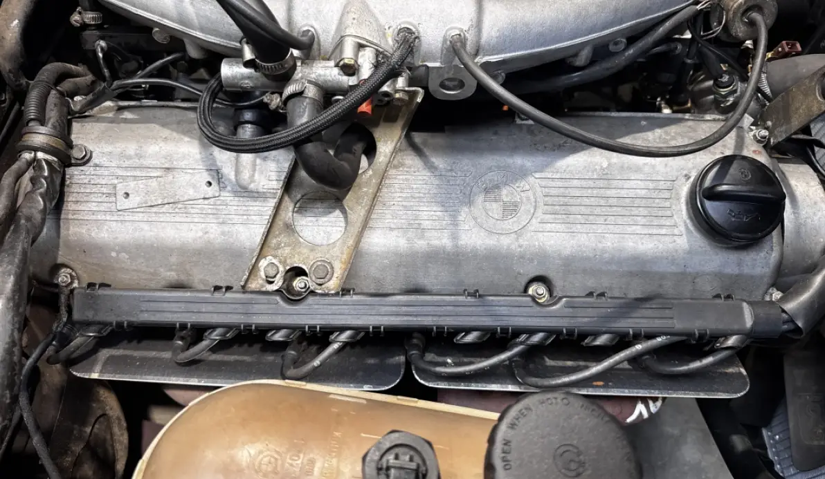 Bmw Série 3 323i E30 BVM5