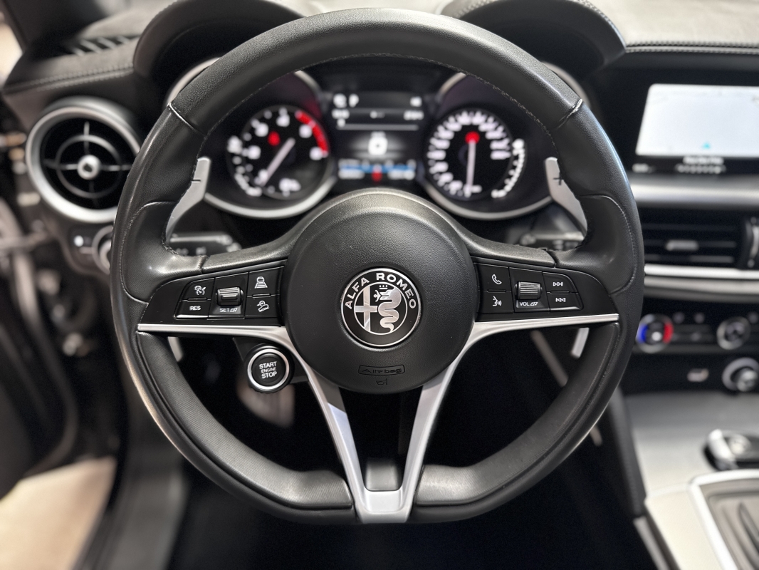 Alfa romeo Stelvio 2.2 DIESEL 210CH TI Q4 AT8 FULL OPTION / 1ERE MAIN / CARNET ALFA 