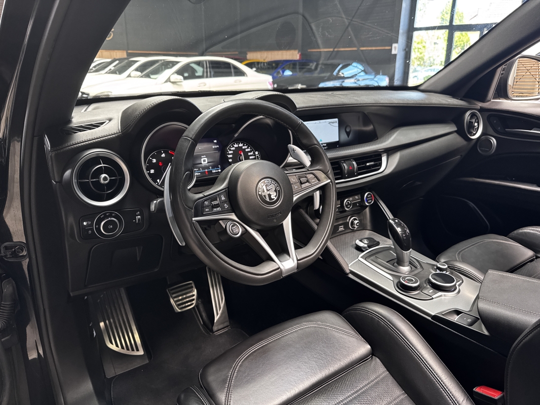 Alfa romeo Stelvio 2.2 DIESEL 210CH TI Q4 AT8 FULL OPTION / 1ERE MAIN / CARNET ALFA 