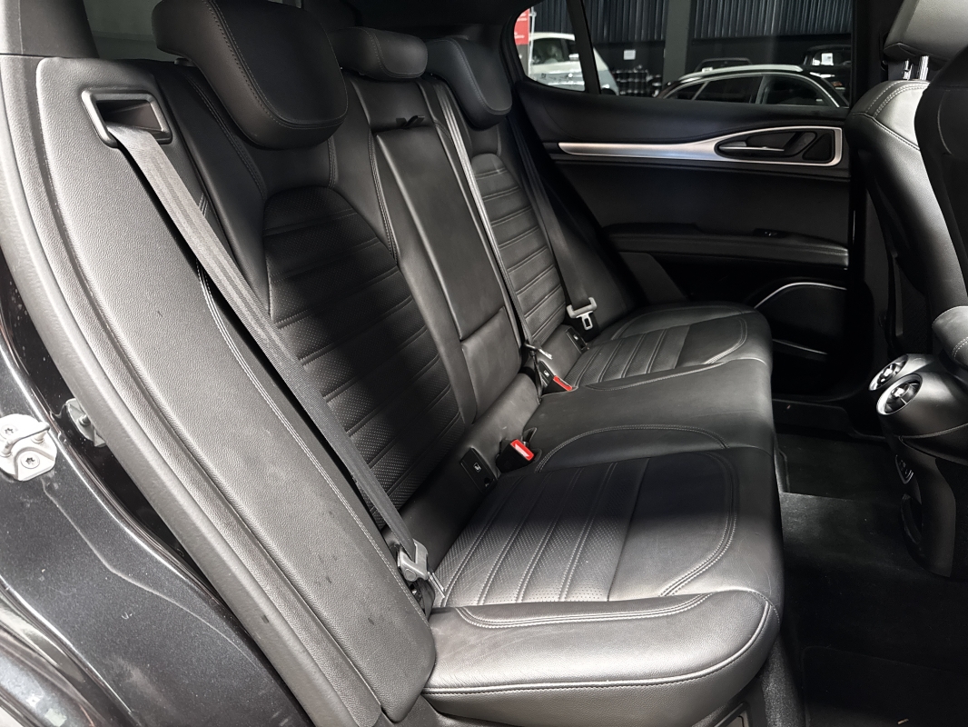 Alfa romeo Stelvio 2.2 DIESEL 210CH TI Q4 AT8 FULL OPTION / 1ERE MAIN / CARNET ALFA 