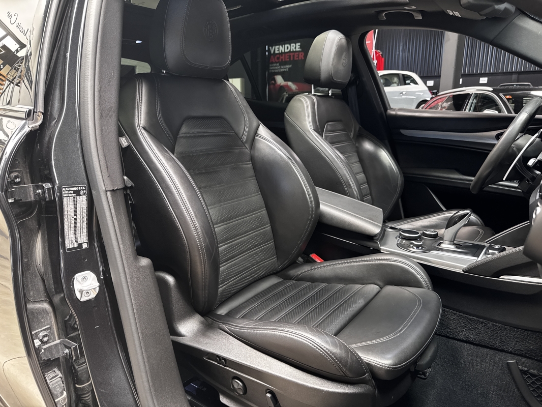Alfa romeo Stelvio 2.2 DIESEL 210CH TI Q4 AT8 FULL OPTION / 1ERE MAIN / CARNET ALFA 